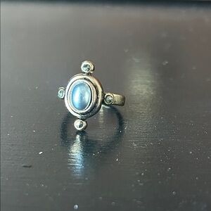 Elegant Silver Women's Ring